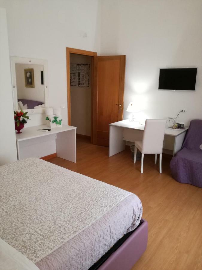 B&B Abatjour - Ambiente Sanificato - Test Antilegionella Assolto Foggia Exterior photo