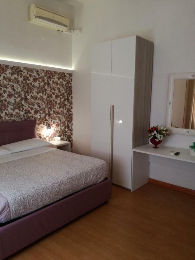 B&B Abatjour - Ambiente Sanificato - Test Antilegionella Assolto Foggia Exterior photo