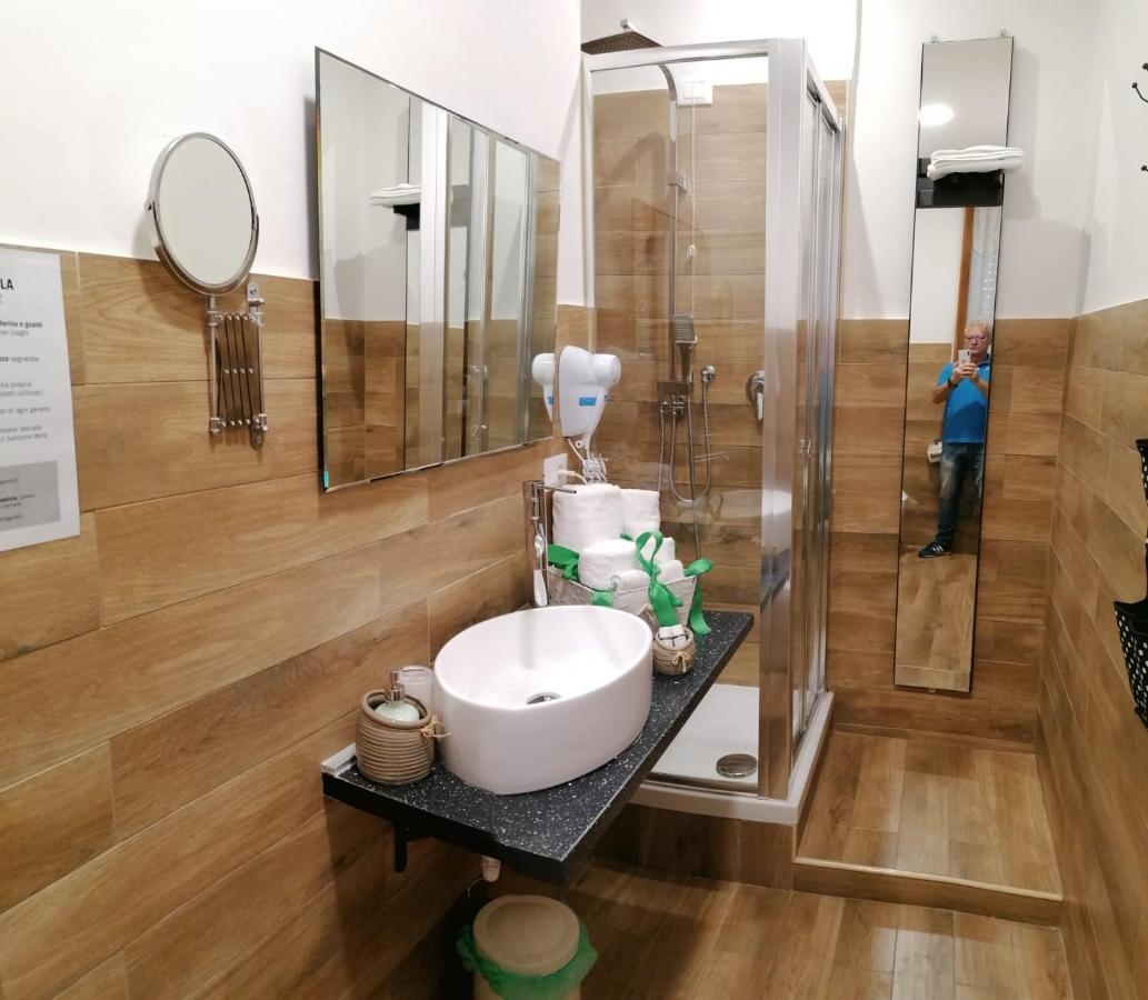 B&B Abatjour - Ambiente Sanificato - Test Antilegionella Assolto Foggia Exterior photo